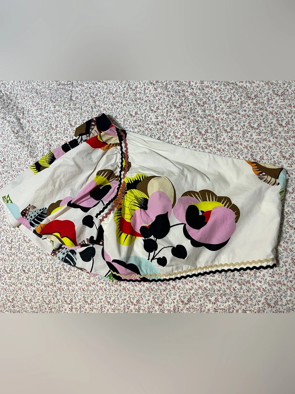 Zara Pink, Black & White Floral One-Shoulder Asymmetrical Top. Medium